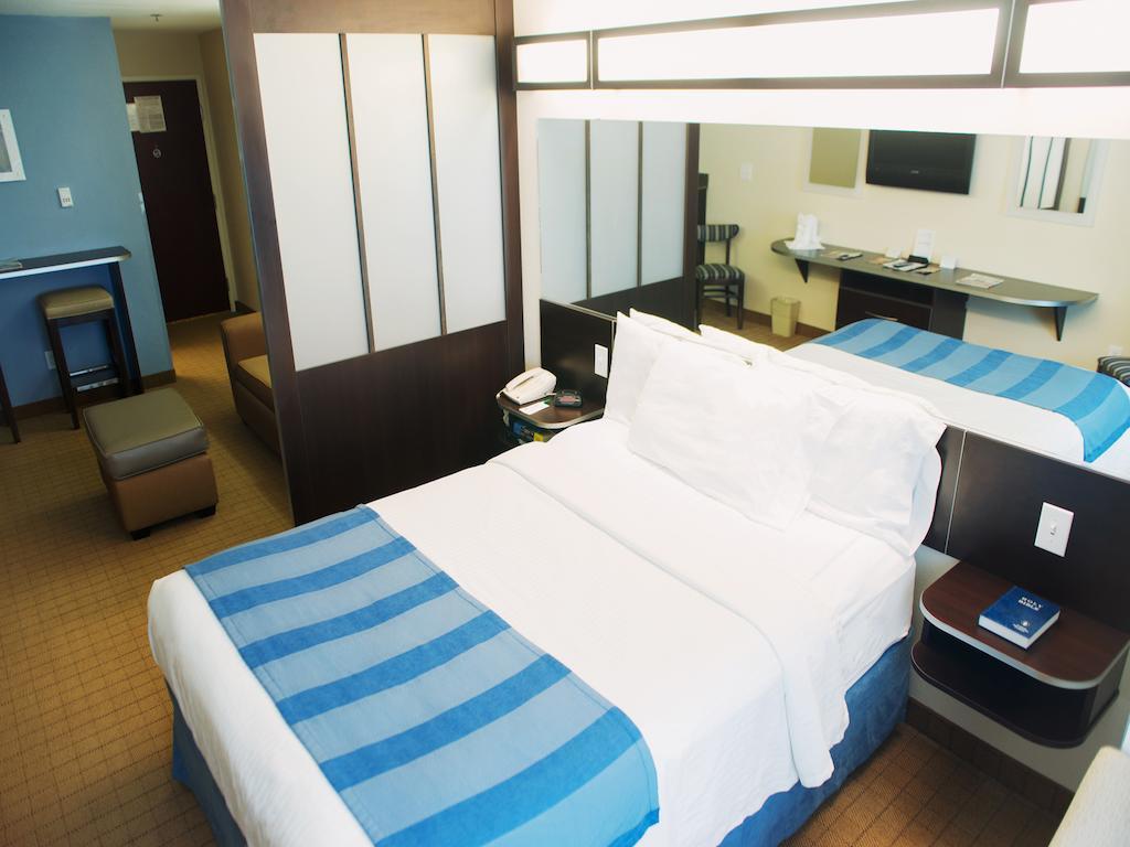 Three Rivers Inn & Suites Port Arthur Quarto foto